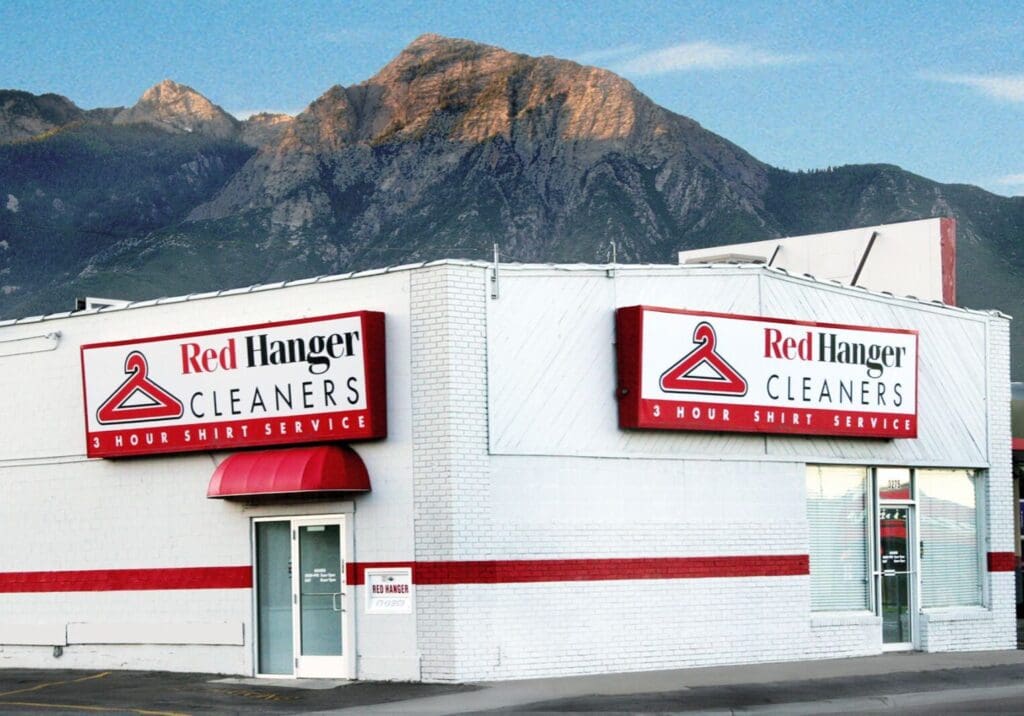 Red Hanger Near Me – Find the Perfect Hanger for Your Closet